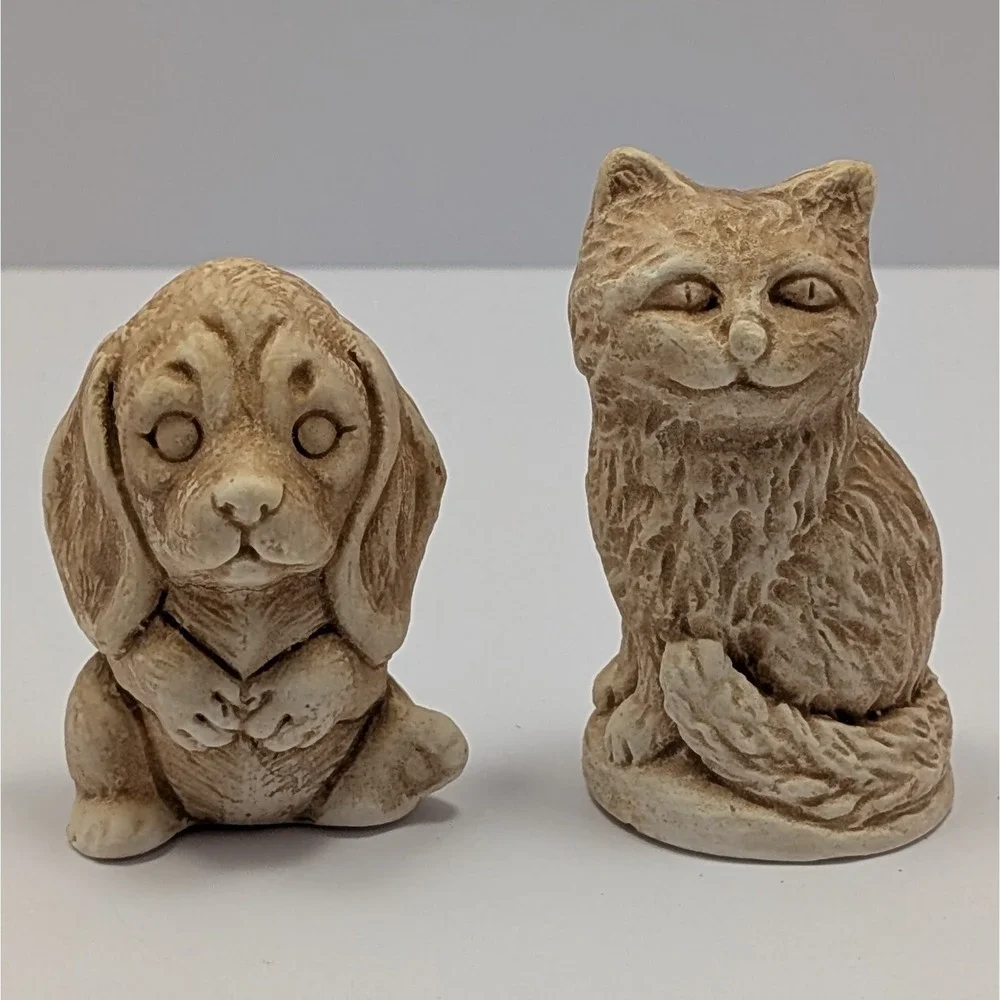Terra Stone Cat And Dog Textured Figurines Resin Or Chalkware - Adorable Unique